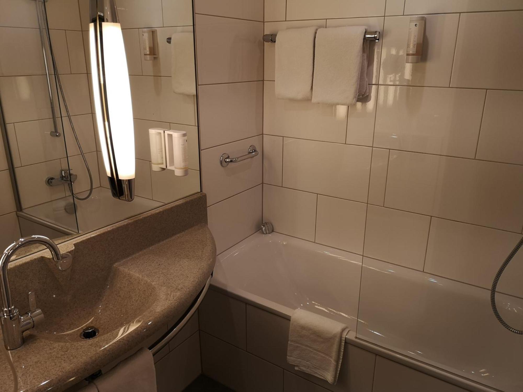 Mercure Bonn Hardtberg Экстерьер фото